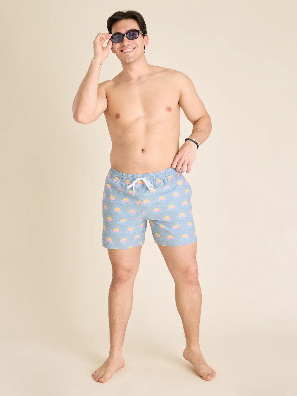 The Heat Waves- Gray 5.5" (Classic Lined Swim Trunk) - Image 5 - Chubbies Shorts