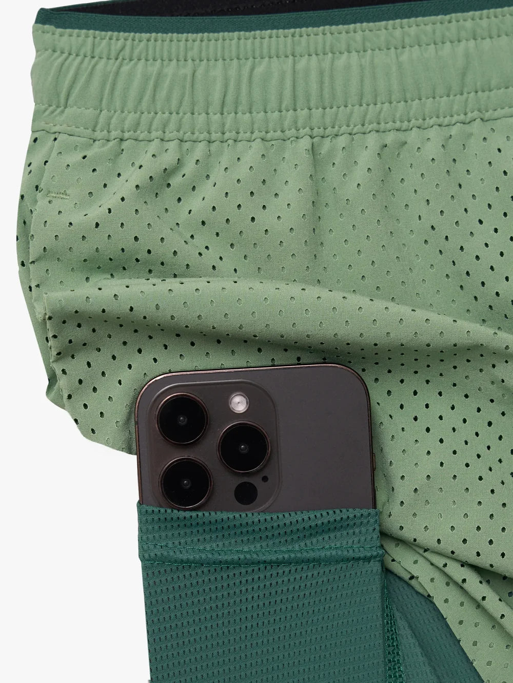 The Alcove Greens 5.5" (Blocked Ultimate Training Short) - Image 4 - Chubbies Shorts
