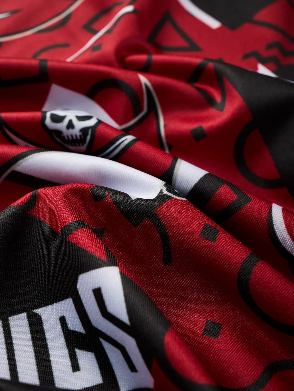 The Buccaneers Game Day Fit (Performance Polo) - Image 3 - Chubbies Shorts