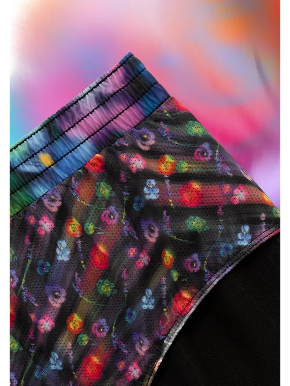 The Sonic Blooms 5.5" (Classic Lined Swim Trunk) - Image 3 - Chubbies Shorts