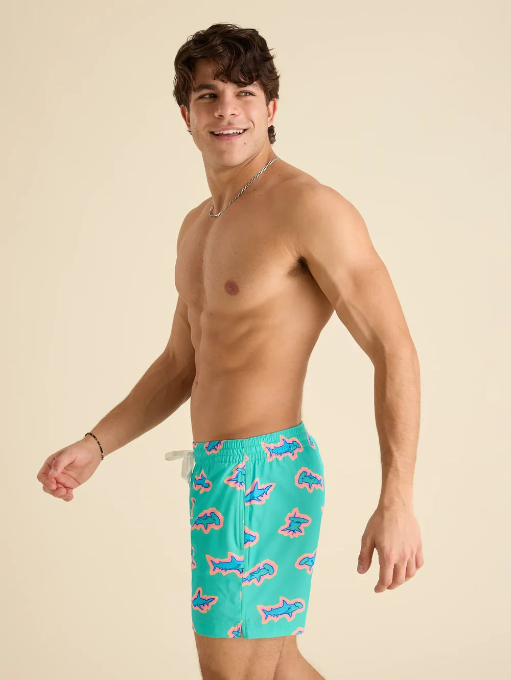 The Apex Swimmers 5.5" (Lined Classic Swim Trunk) - Image 4 - Chubbies Shorts