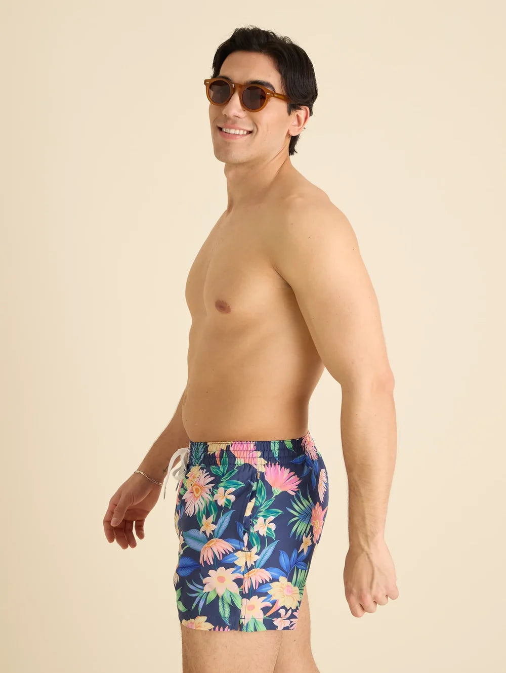 The Big Bloomers 4" (Classic Lined Swim Trunk) - Image 3 - Chubbies Shorts
