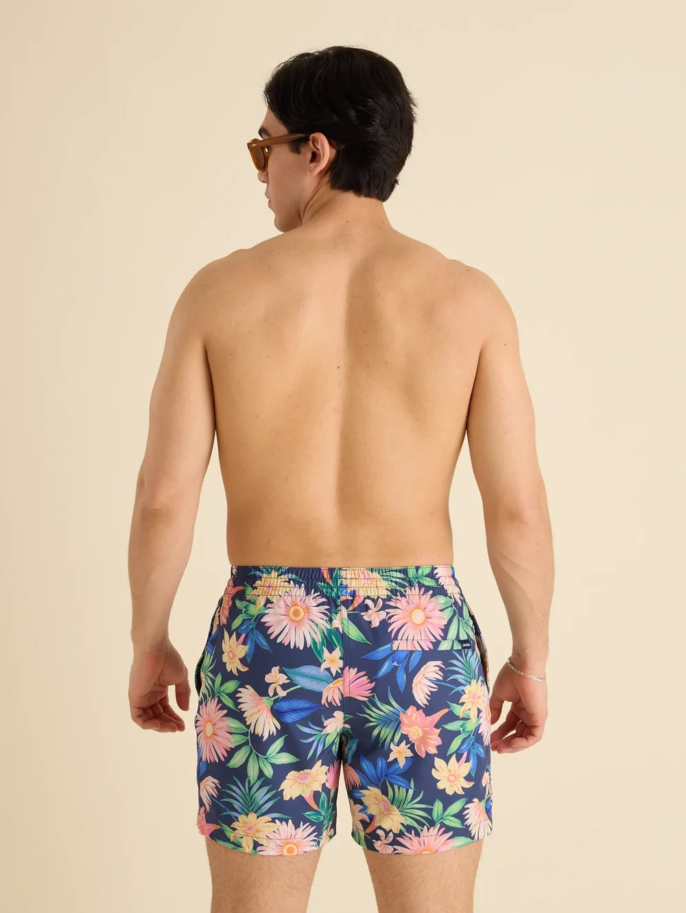 The Big Bloomers 5.5" (Classic Lined Swim Trunk) - Image 3 - Chubbies Shorts