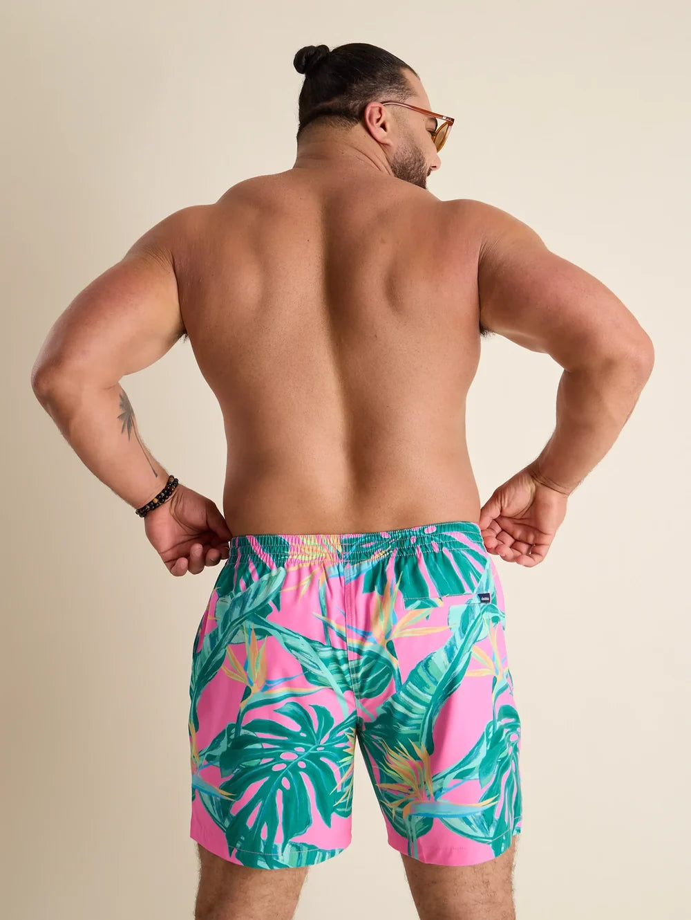 The Birds of Paradise 5.5" (Classic Lined Swim Trunk) - Image 2 - Chubbies Shorts