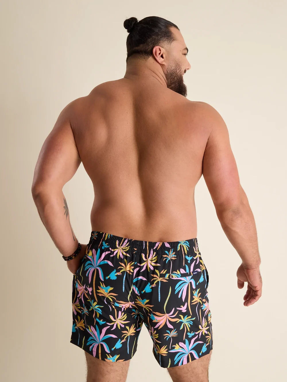 The Black Light Nights 5.5" (Classic Lined Swim Trunk) - Image 2 - Chubbies Shorts