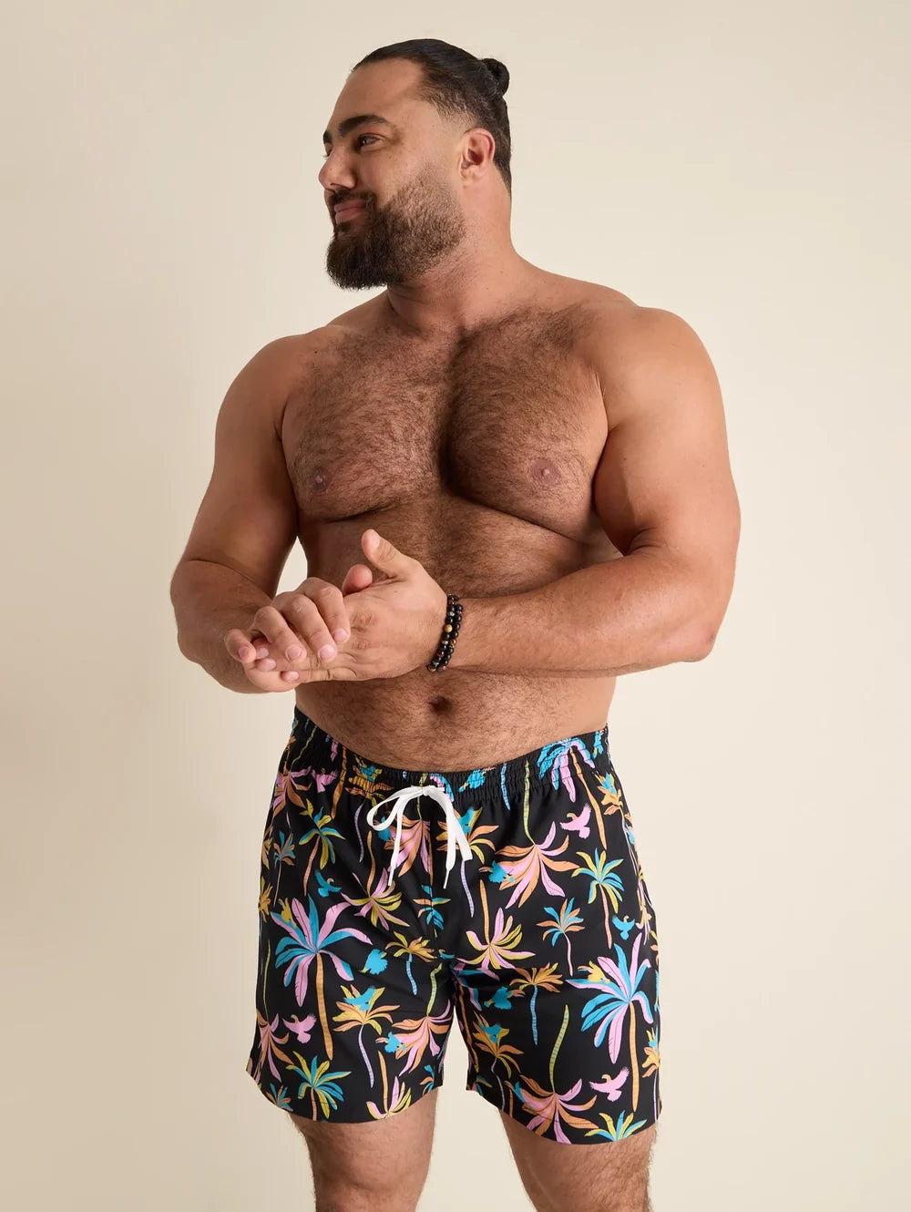 The Black Light Nights 5.5" (Classic Lined Swim Trunk) - Image 4 - Chubbies Shorts