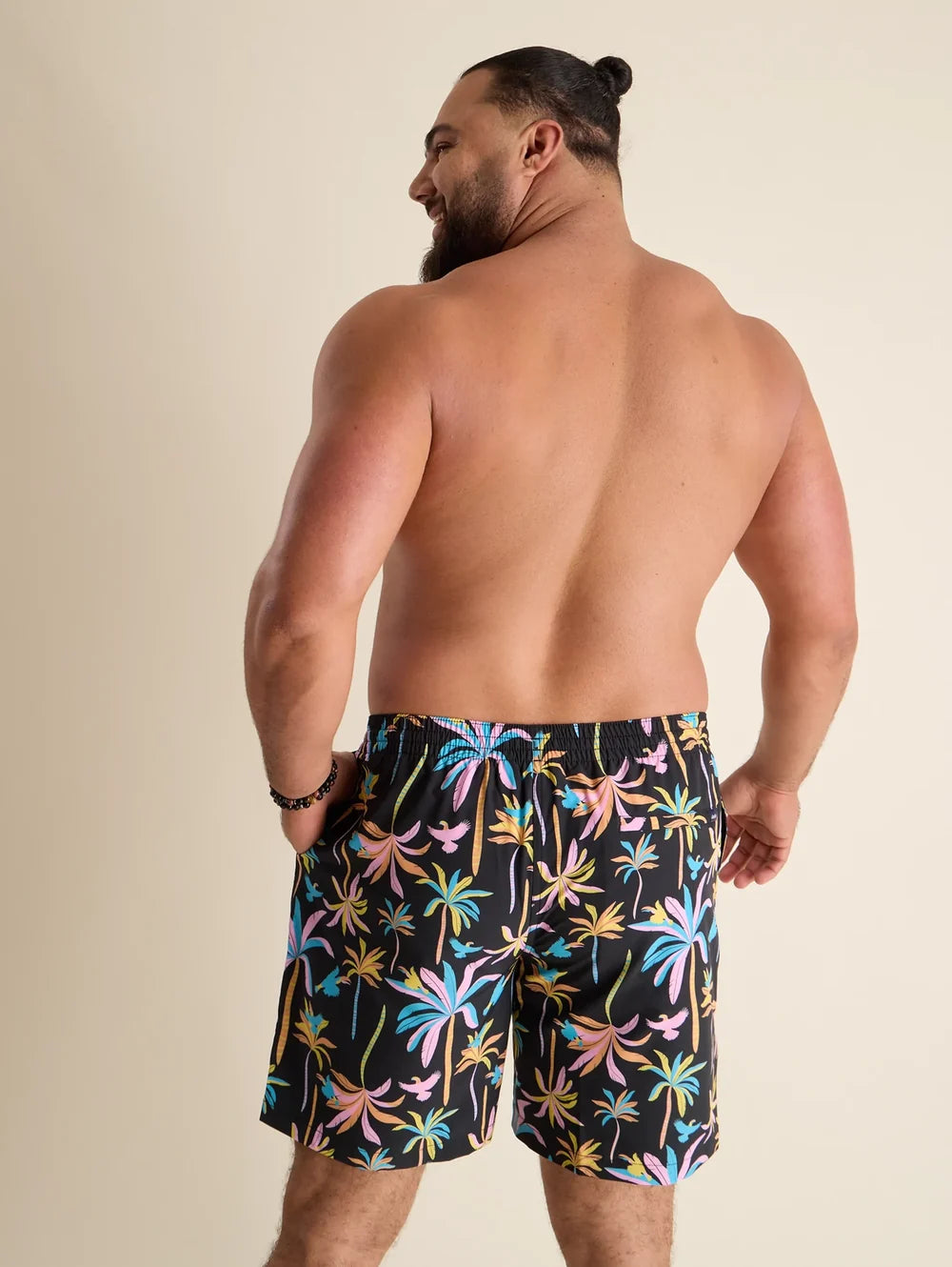 The Black Light Nights 7" (Classic Lined Swim Trunk) - Image 2 - Chubbies Shorts