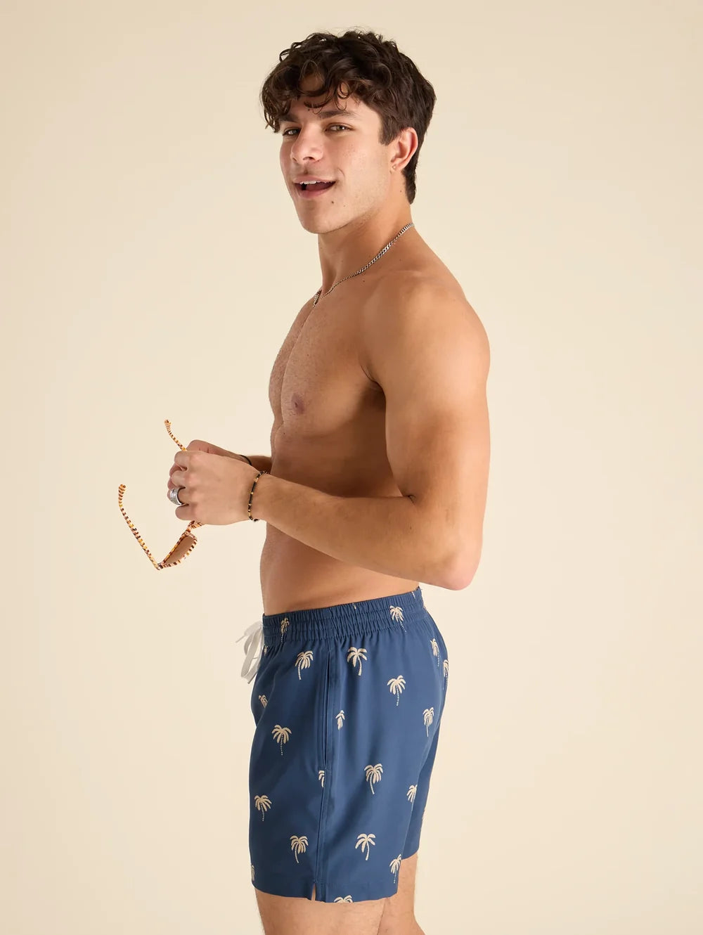 The Midnight Palms 5.5" (Classic Lined Swim Trunk) - Image 3 - Chubbies Shorts