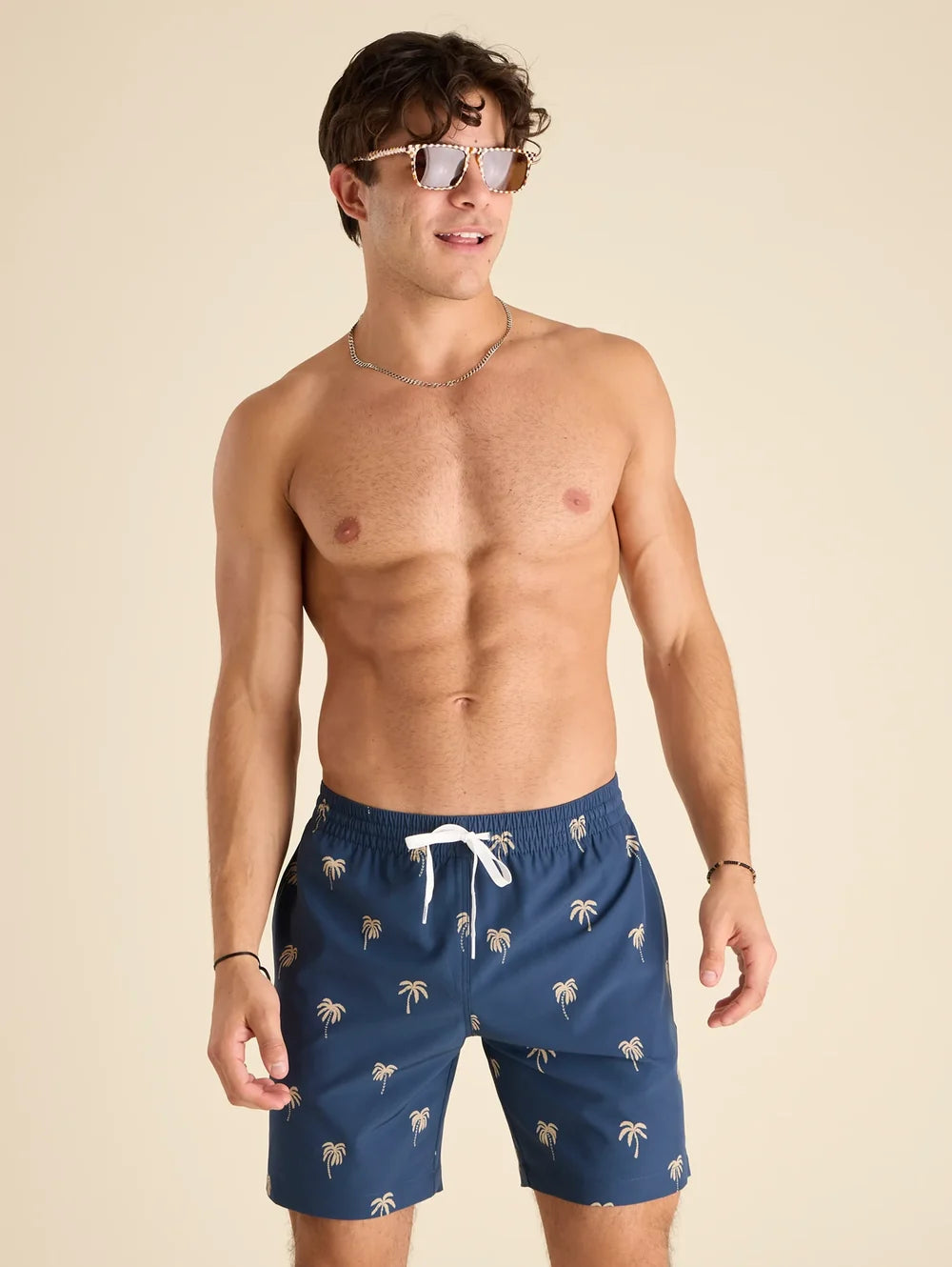 The Midnight Palms 7" (Classic Lined Swim Trunk) - Image 4 - Chubbies Shorts