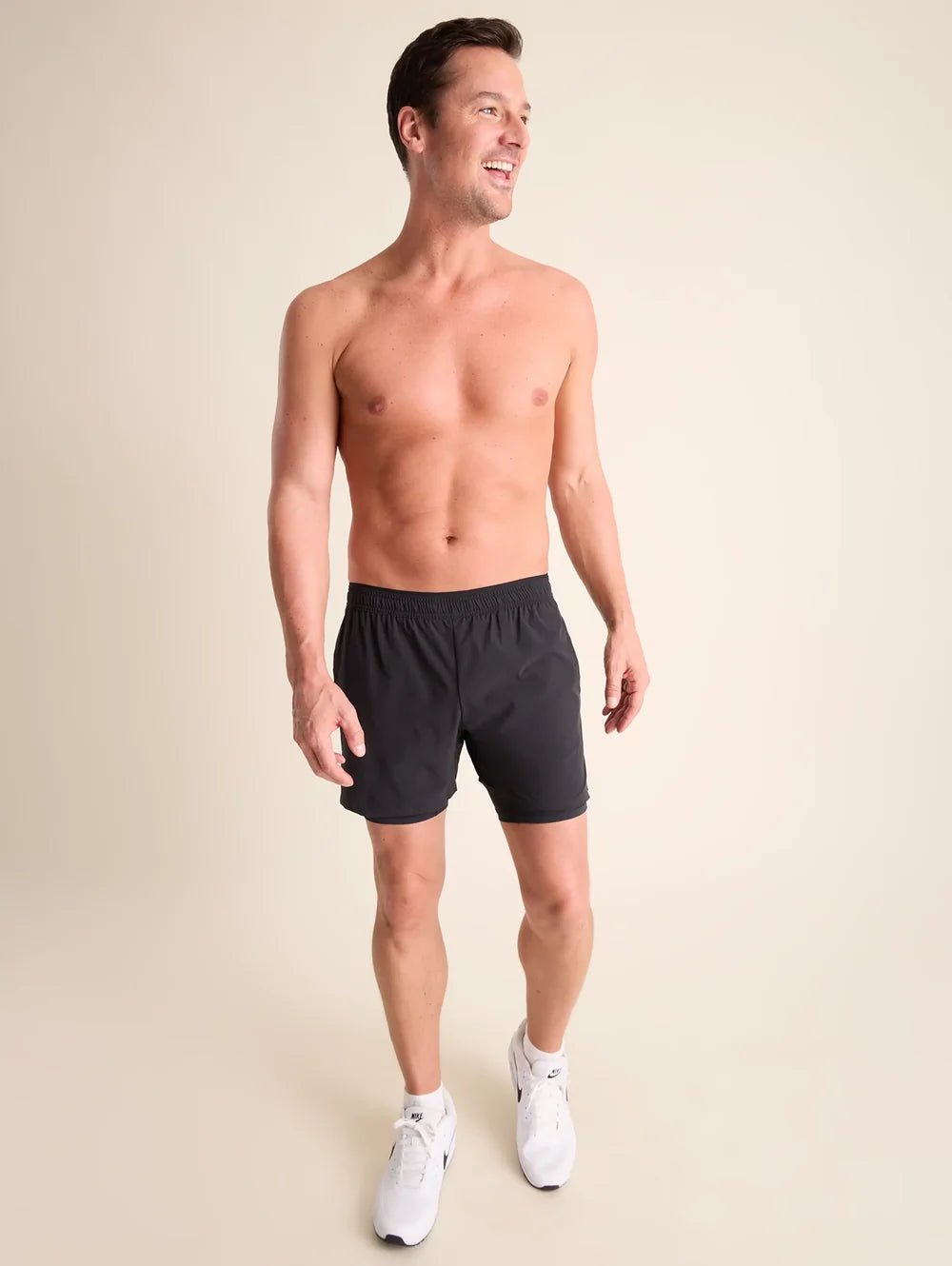 The Secret Agents 5.5" (Ultimate Training Short) - Image 7 - Chubbies Shorts