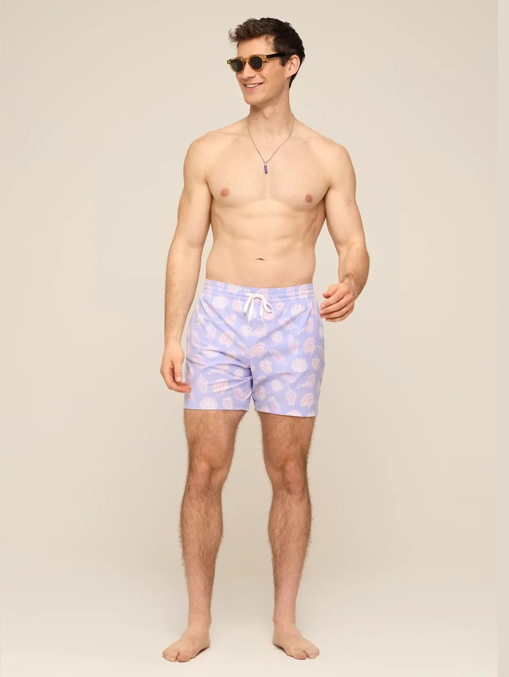 The Shell Yeahs 5.5" (Classic Lined Swim Trunk) - Image 5 - Chubbies Shorts
