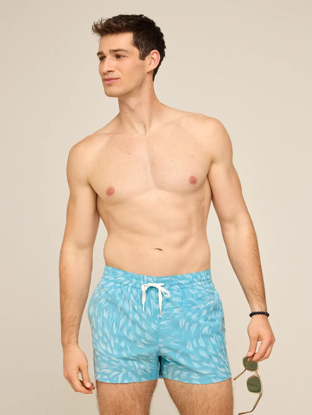 The Turqoiuse Tides 4" (Classic Lined Swim Trunk) - Image 6 - Chubbies Shorts