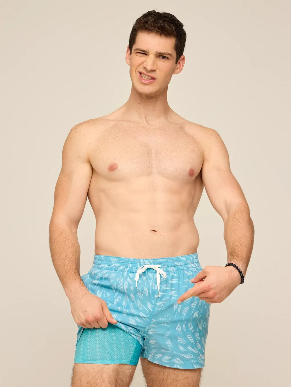 The Turqoiuse Tides 4" (Classic Lined Swim Trunk) - Image 8 - Chubbies Shorts