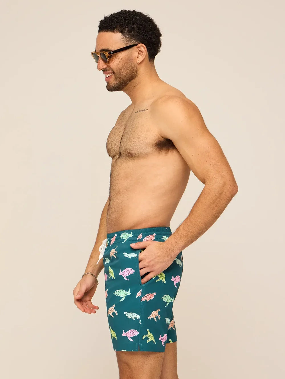 The Turtally Awesomes 7"(Classic Lined Swim Trunk) - Image 3 - Chubbies Shorts