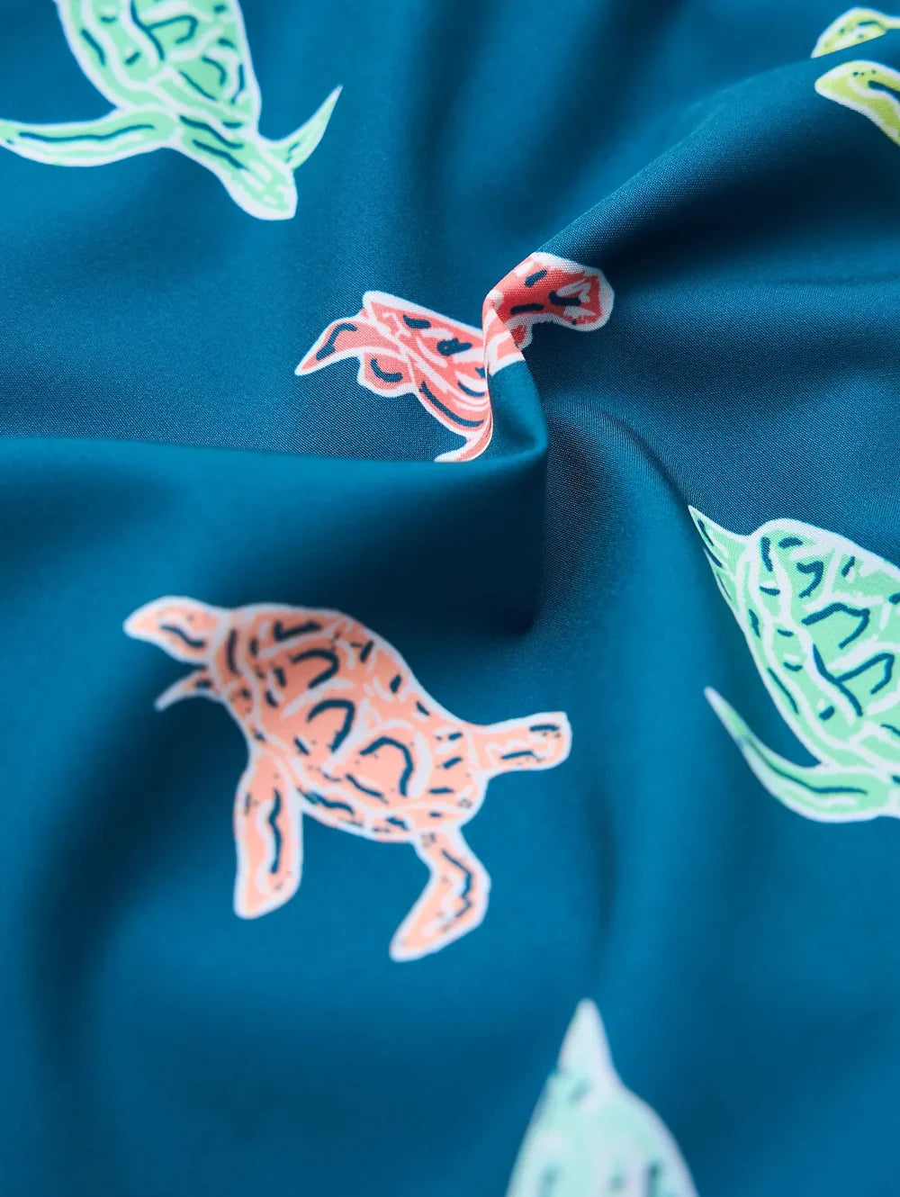 The Turtally Awesomes 5.5" (Classic Lined Swim Trunk) - Image 3 - Chubbies Shorts