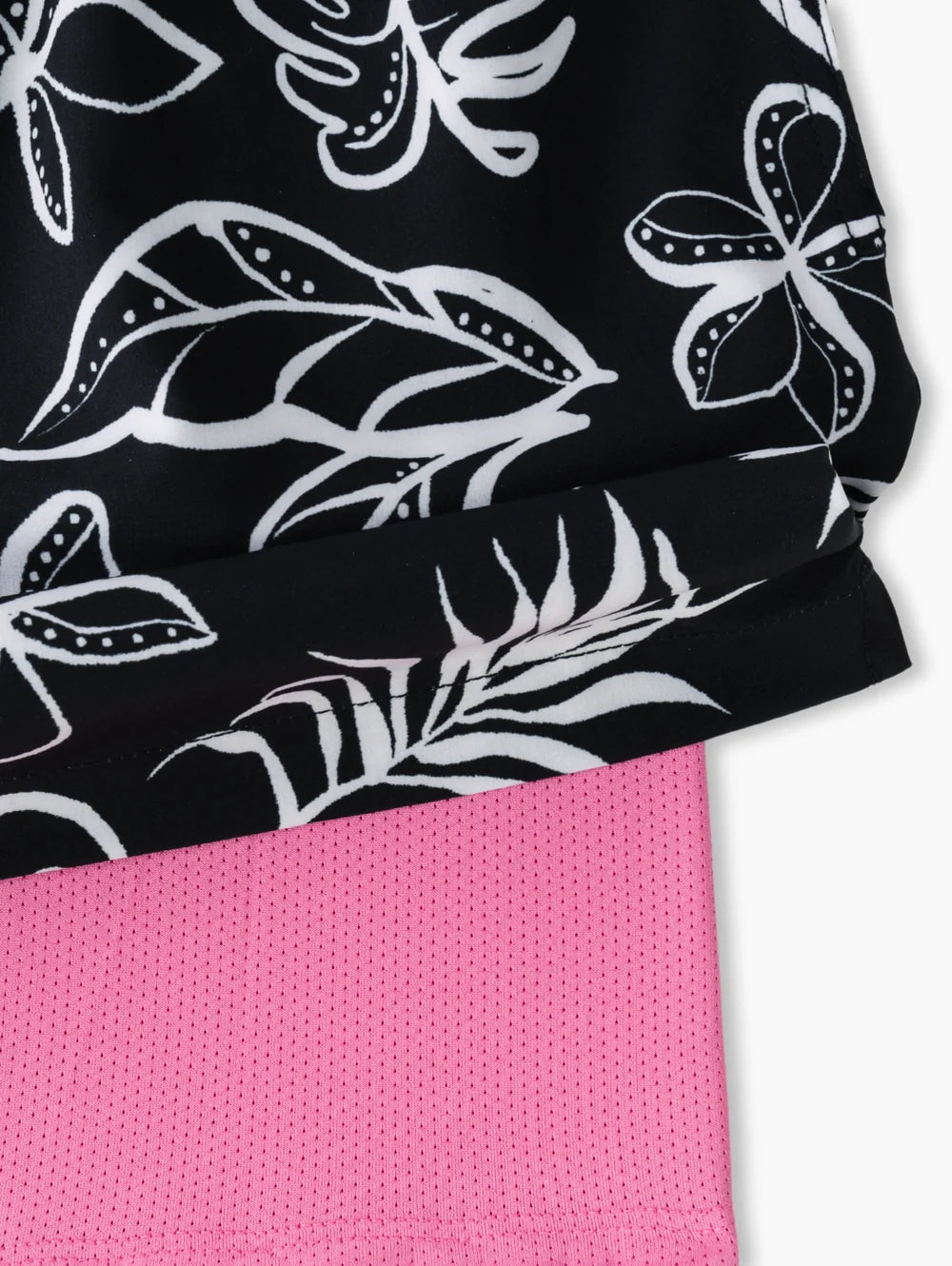The Briefly in Paradise 5.5" (Classic Lined Swim Trunk) - Image 2 - Chubbies Shorts