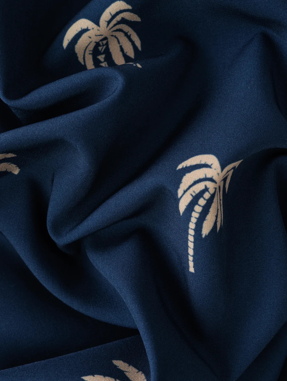 The Midnight Palms 5.5" (Classic Lined Swim Trunk) - Image 3 - Chubbies Shorts
