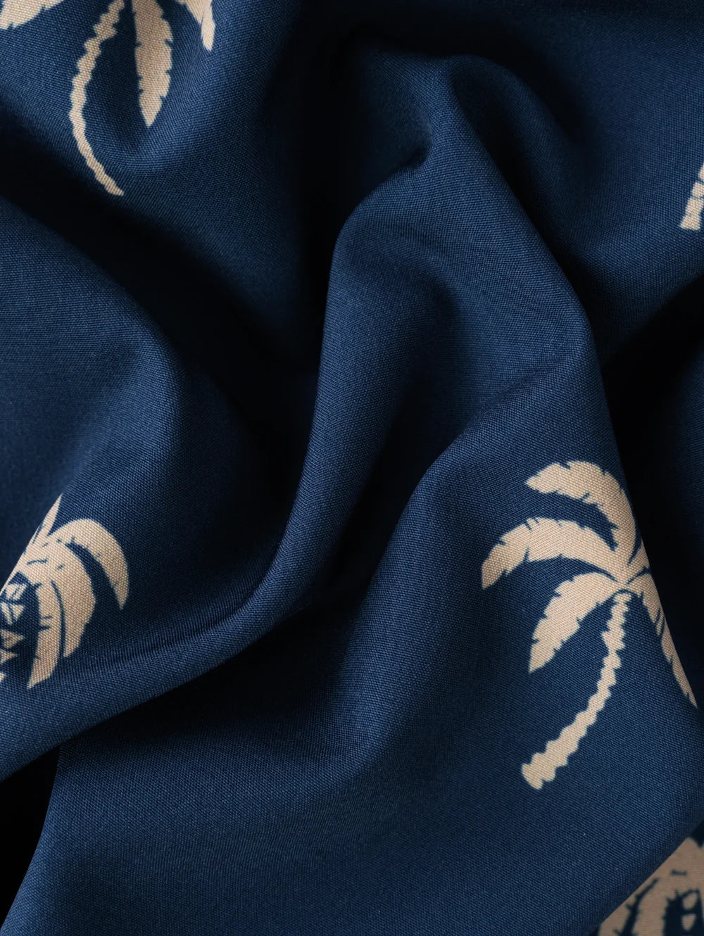 The Midnight Palms 4"(Classic Lined Swim Trunk) - Image 3 - Chubbies Shorts